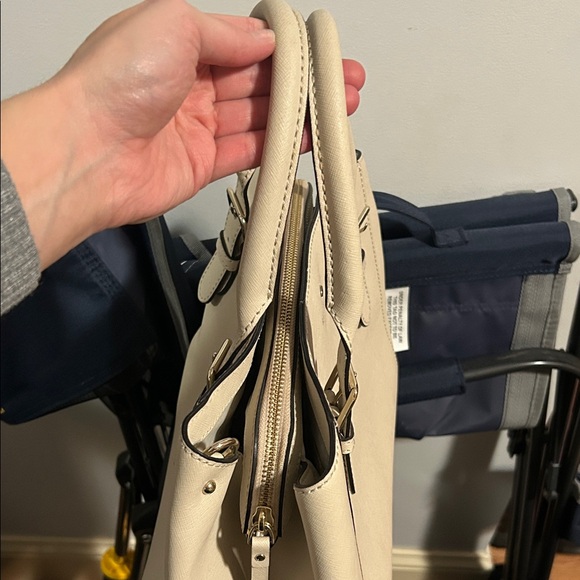 Kate Spade Bag - Picture 4 of 9